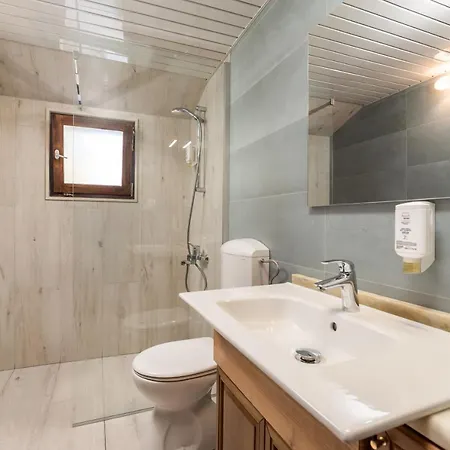 House Obrs بيت للعطل Mošćenička Draga