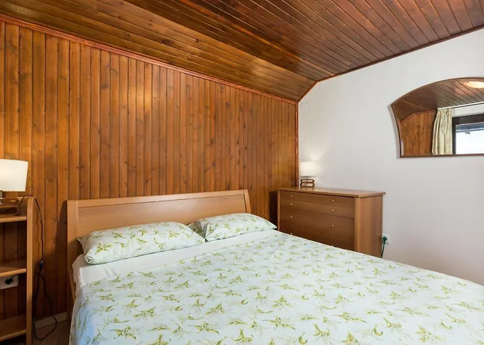 House Obrs * Mošćenička Draga