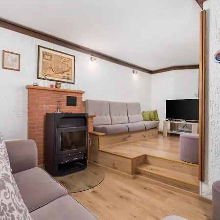 Feriehus House Obrs Mošćenička Draga